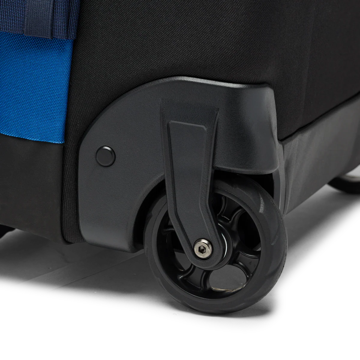 Allpa 38L Roller Bag - Image 19