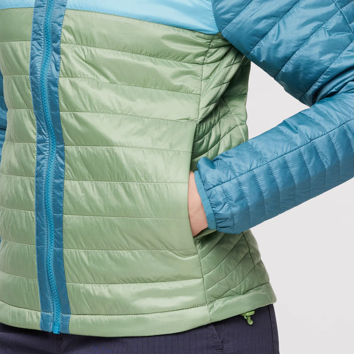 Capa Insulated Hooded Jacket - Women's - Image 15