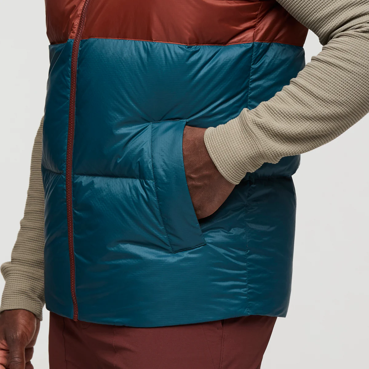 Solazo Down Vest - Men's - Image 5