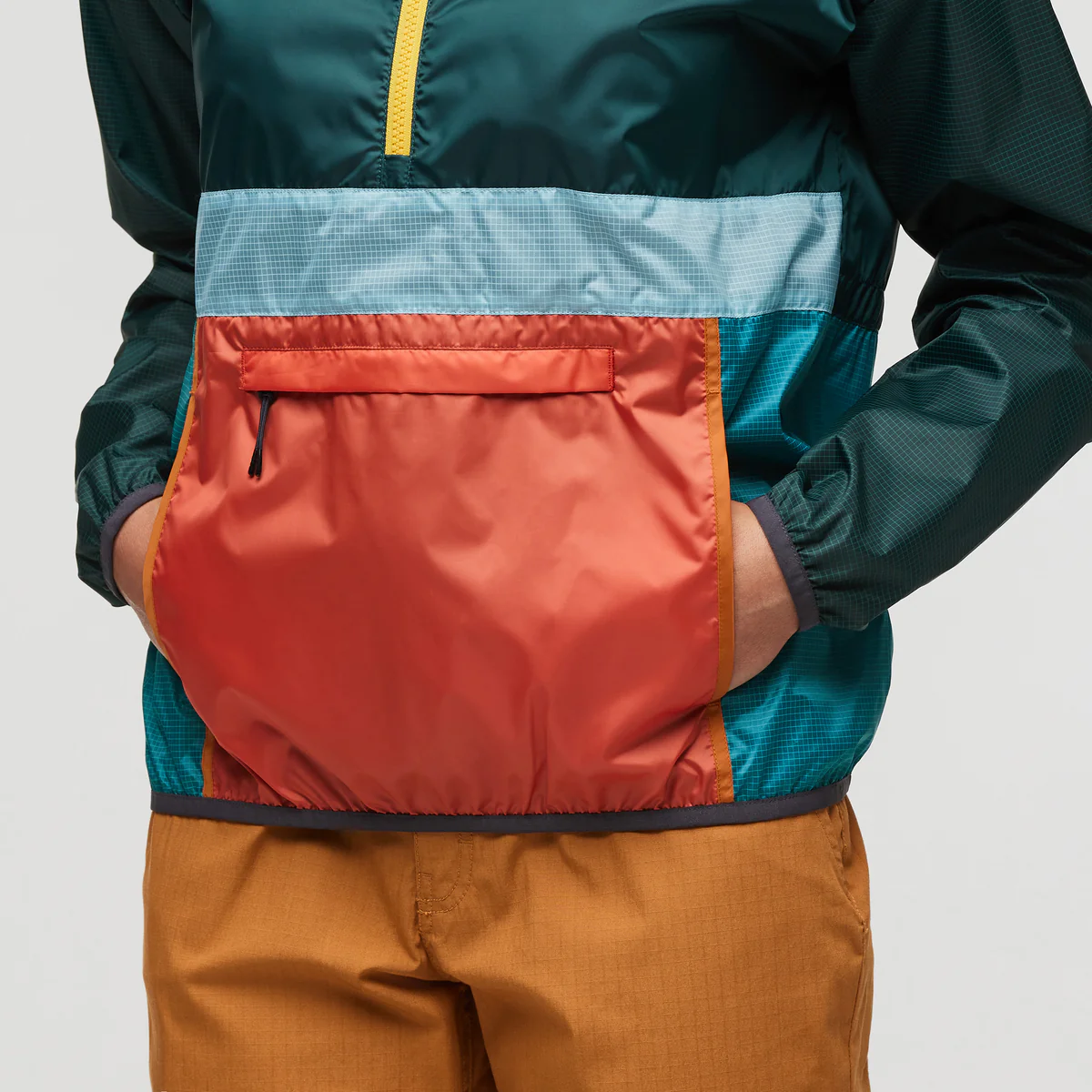 Teca Half-Zip Windbreaker - Women's - Image 29