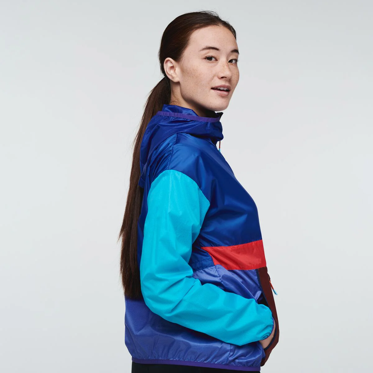 Teca Half-Zip Windbreaker - Women's - Image 44