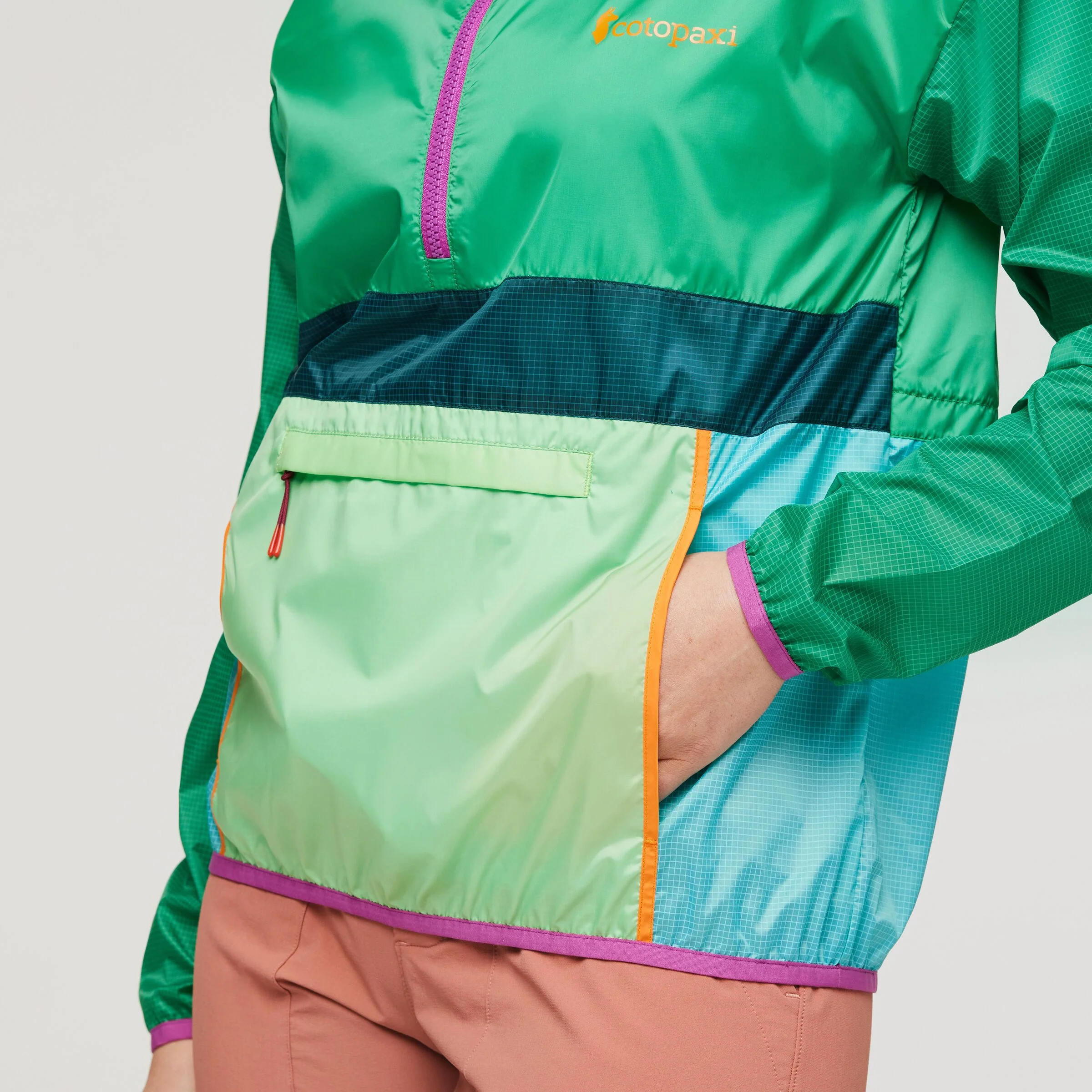 Teca Half-Zip Windbreaker - Women's - Image 68