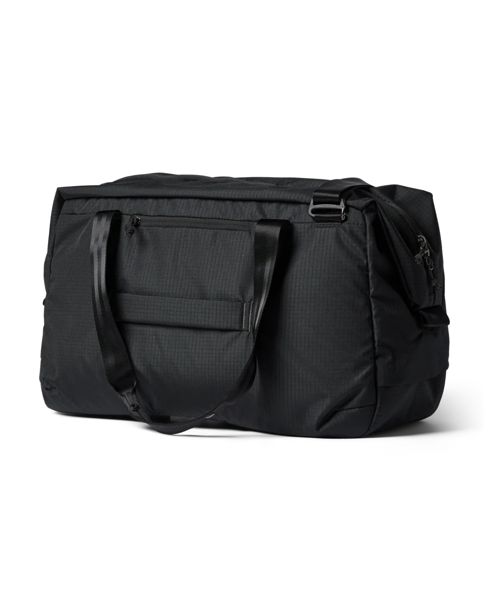 Viaje 45L Travel Duffel - Image 9