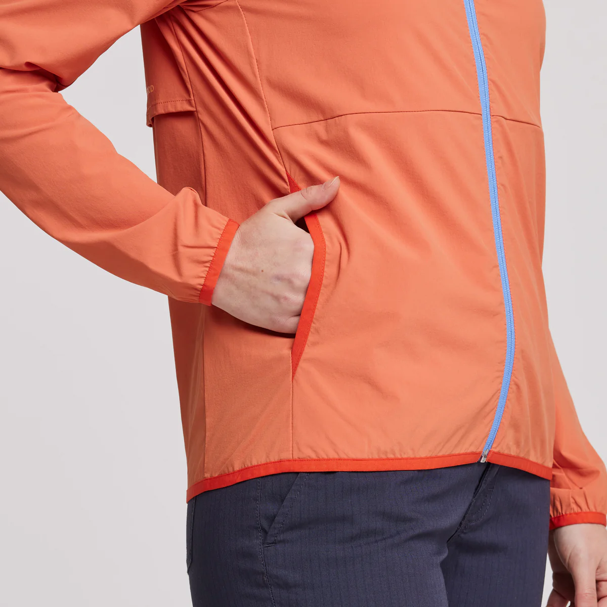 Vuelta Performance Windbreaker - Women's - Image 4