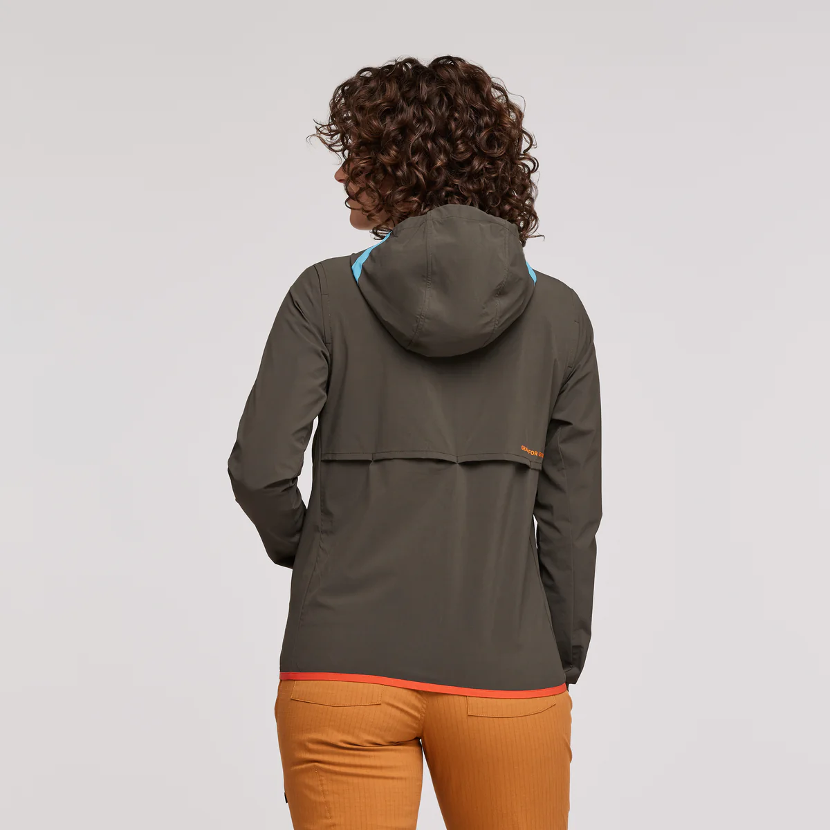 Vuelta Performance Windbreaker - Women's - Image 9