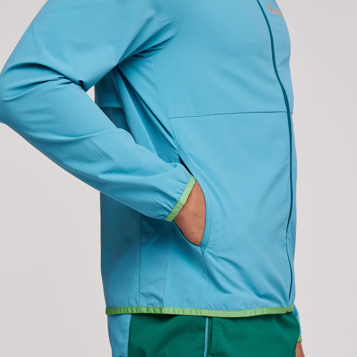 Vuelta Performance Windbreaker - Men's - Image 6