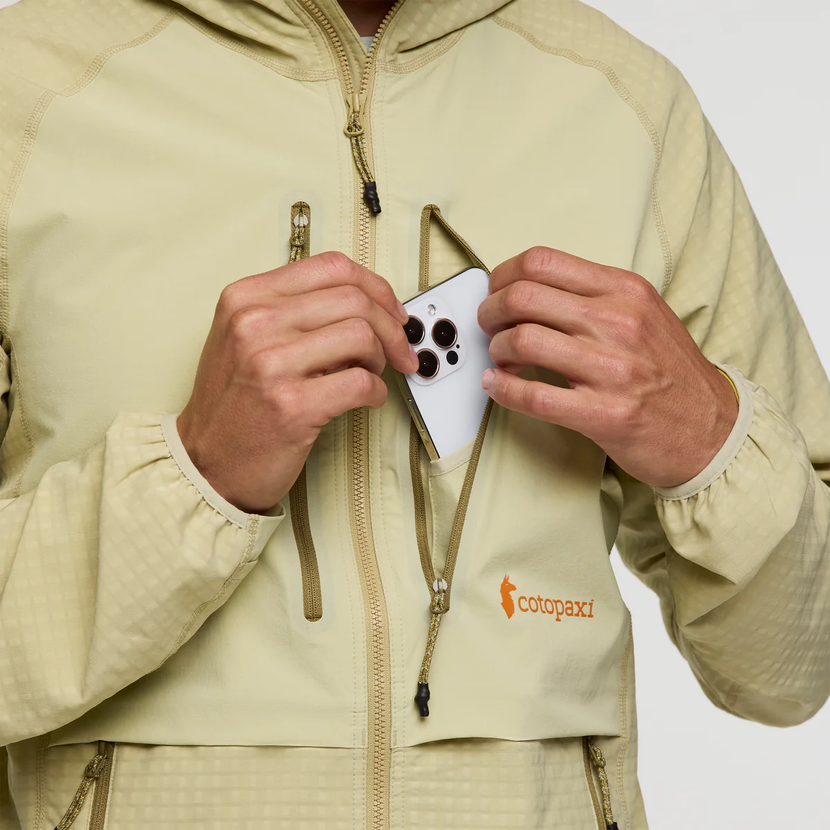 Yermo Hooded Softshell Jacket - Men's - Image 6
